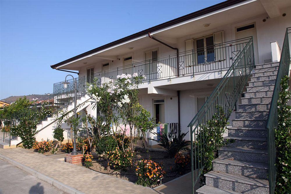 Medimare Residence Club Patti Exterior photo